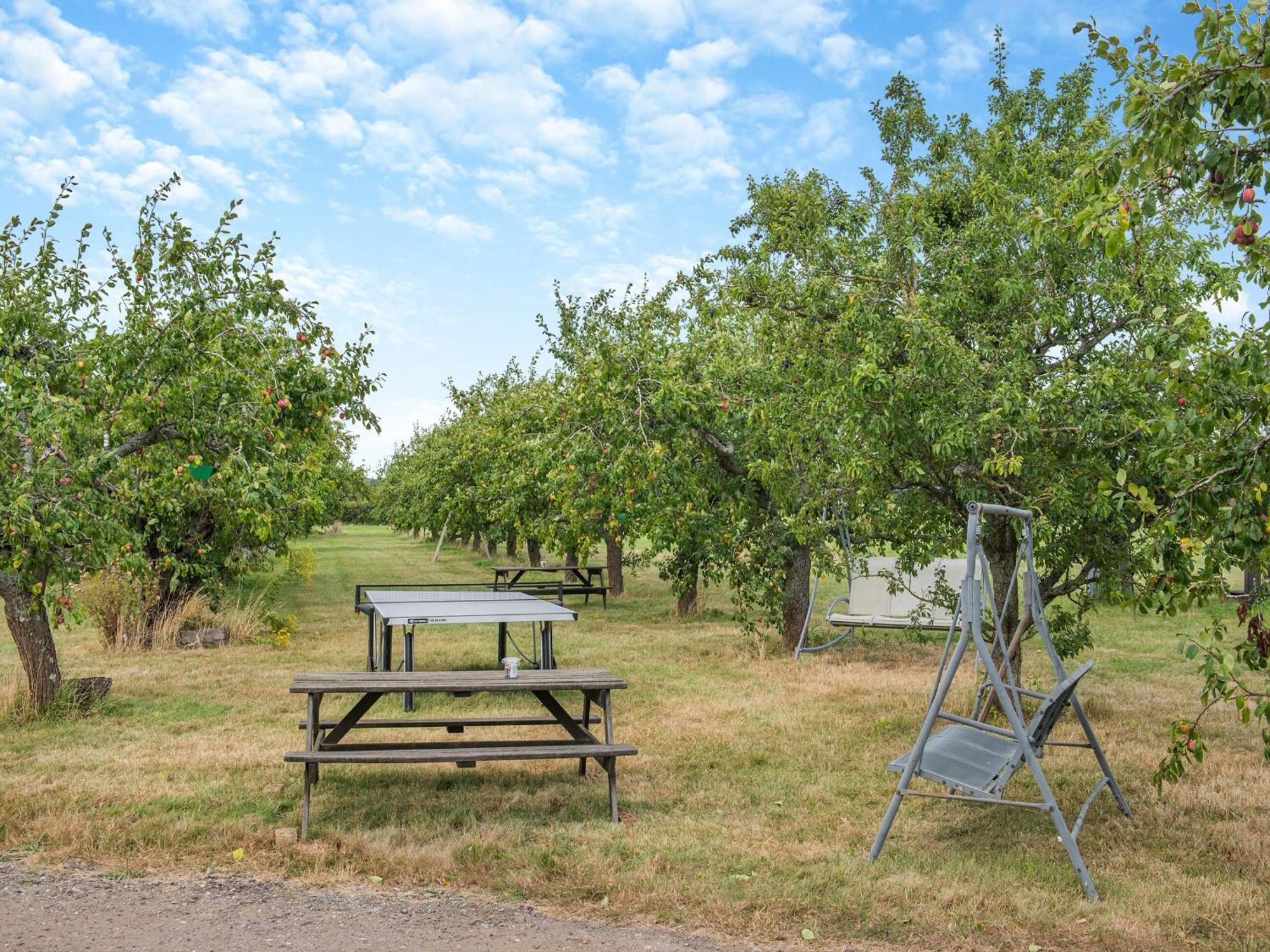 Russets Villa North Weald Esterno foto